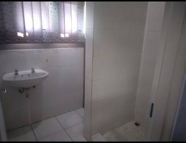 BUSINESS FOR SALE IN WHITE RIVER CENTRAL